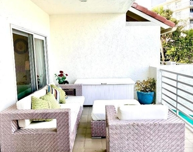 328 N Lake Drive N - Photo Thumbnail 26