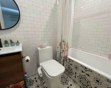 1269 Herkimer Street - Photo Thumbnail 4