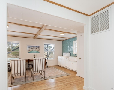 9 Helens Lane - Photo Thumbnail 14