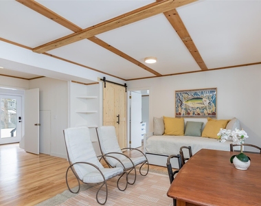 9 Helens Lane - Photo Thumbnail 16