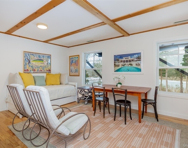 9 Helens Lane - Photo Thumbnail 11