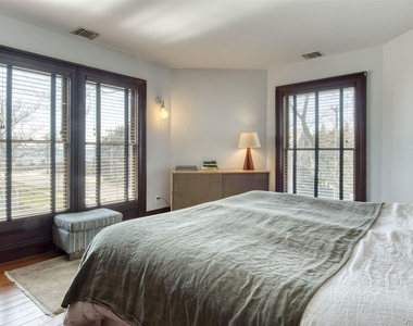 1855 Village Lane - Photo Thumbnail 12
