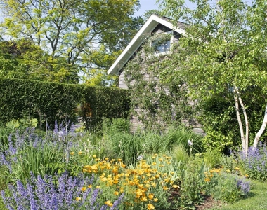 1855 Village Lane - Photo Thumbnail 15