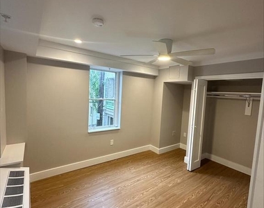 815 King Street - Photo Thumbnail 9