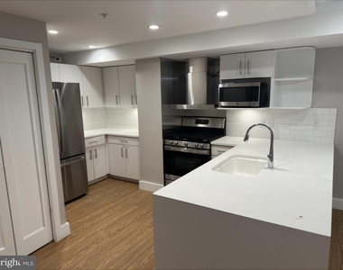 815 King Street - Photo Thumbnail 2