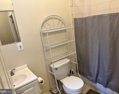 1309 N 19th Street - Photo Thumbnail 3