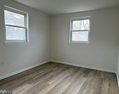 132 Church Street - Photo Thumbnail 4