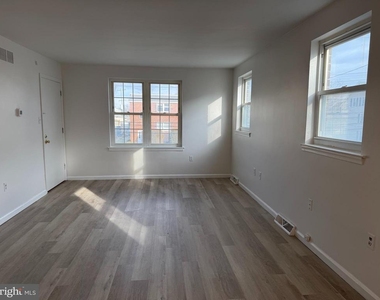 132 Church Street - Photo Thumbnail 2