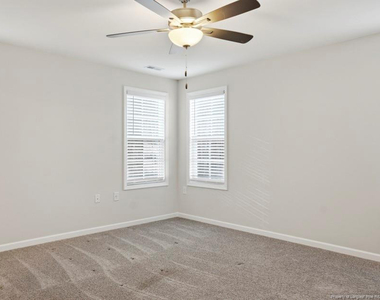 106 Knotts Berry Road - Photo Thumbnail 23
