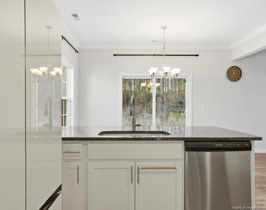 106 Knotts Berry Road - Photo Thumbnail 21