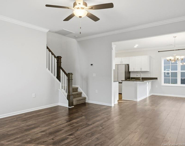 106 Knotts Berry Road - Photo Thumbnail 11