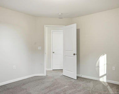 106 Knotts Berry Road - Photo Thumbnail 34