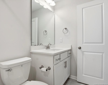106 Knotts Berry Road - Photo Thumbnail 41