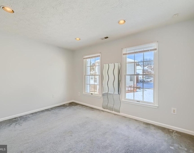 8 Sapphire Hill Court - Photo Thumbnail 22