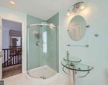 8 Sapphire Hill Court - Photo Thumbnail 20