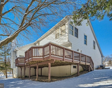 8 Sapphire Hill Court - Photo Thumbnail 32