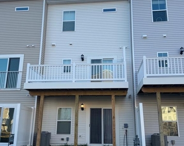24852 Wye Mill Lane - Photo Thumbnail 2