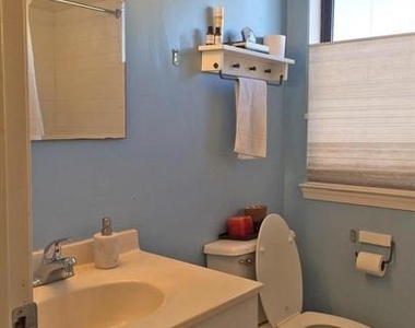 1117 New Hampshire Avenue Nw - Photo Thumbnail 9
