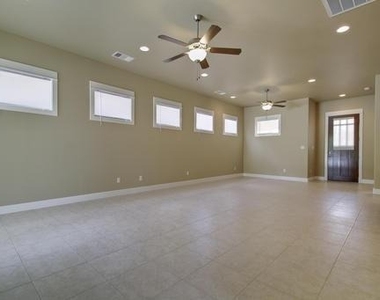 3510 West Ave - Photo Thumbnail 10