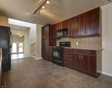 4509 Depew Ave - Photo Thumbnail 6