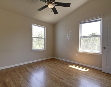 4509 Depew Ave - Photo Thumbnail 22