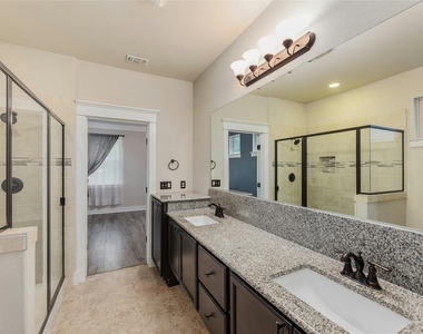 11108 Railway Ln - Photo Thumbnail 19