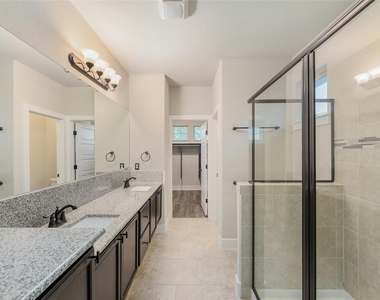 11108 Railway Ln - Photo Thumbnail 18
