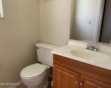 453 Bentwood Lane - Photo Thumbnail 9