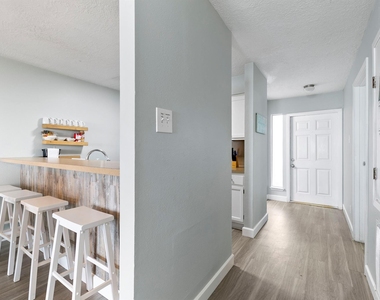 7600 Seawall Boulevard - Photo Thumbnail 7