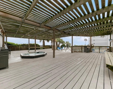 7600 Seawall Boulevard - Photo Thumbnail 23