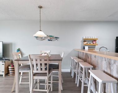 7600 Seawall Boulevard - Photo Thumbnail 5