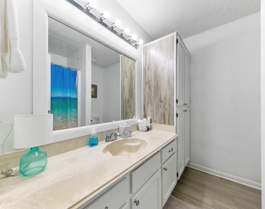 7600 Seawall Boulevard - Photo Thumbnail 20