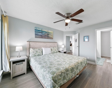 7600 Seawall Boulevard - Photo Thumbnail 12