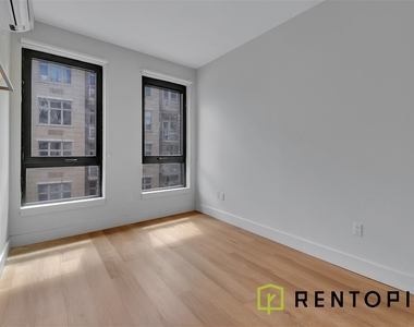 130 Hope Street - Photo Thumbnail 4