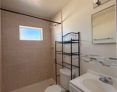 1935 Ricardo Avenue - Photo Thumbnail 12