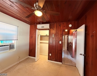 1935 Ricardo Avenue - Photo Thumbnail 8