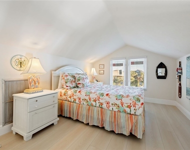 424 Lagoon Drive - Photo Thumbnail 28