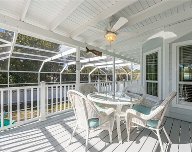 424 Lagoon Drive - Photo Thumbnail 30