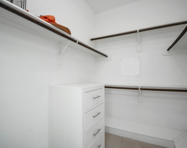 4608 Nett Street - Photo Thumbnail 34