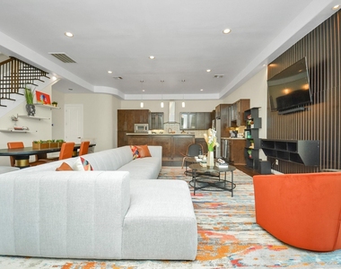 4608 Nett Street - Photo Thumbnail 12