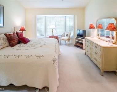 8500 Mystic Greens Way - Photo Thumbnail 15