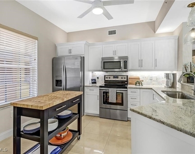 410 Bayfront Place - Photo Thumbnail 4