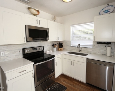 714 11th Street N - Photo Thumbnail 9