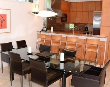 56 Gulf Shore Boulevard S - Photo Thumbnail 4