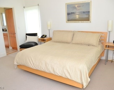 56 Gulf Shore Boulevard S - Photo Thumbnail 7