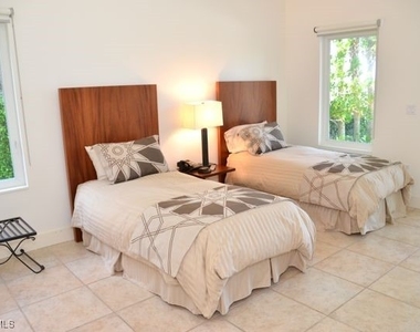 56 Gulf Shore Boulevard S - Photo Thumbnail 9