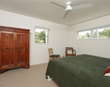 56 Gulf Shore Boulevard S - Photo Thumbnail 32