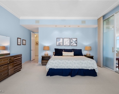 7515 Pelican Bay Boulevard - Photo Thumbnail 22