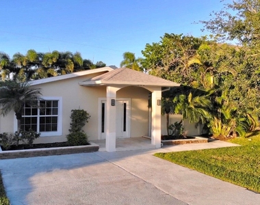 771 94th Avenue N - Photo Thumbnail 39