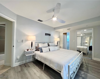 771 94th Avenue N - Photo Thumbnail 26